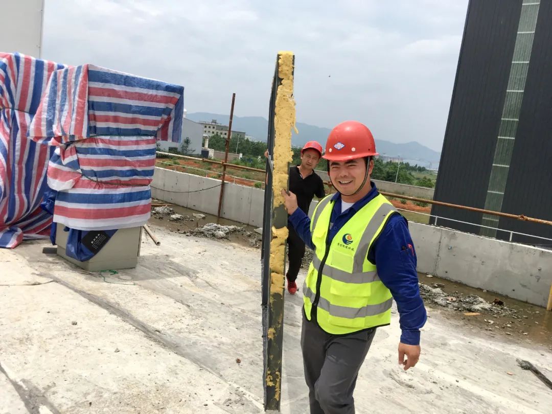 向優(yōu)秀看齊，與榜樣比肩 | 四月優(yōu)秀員工名單出爐